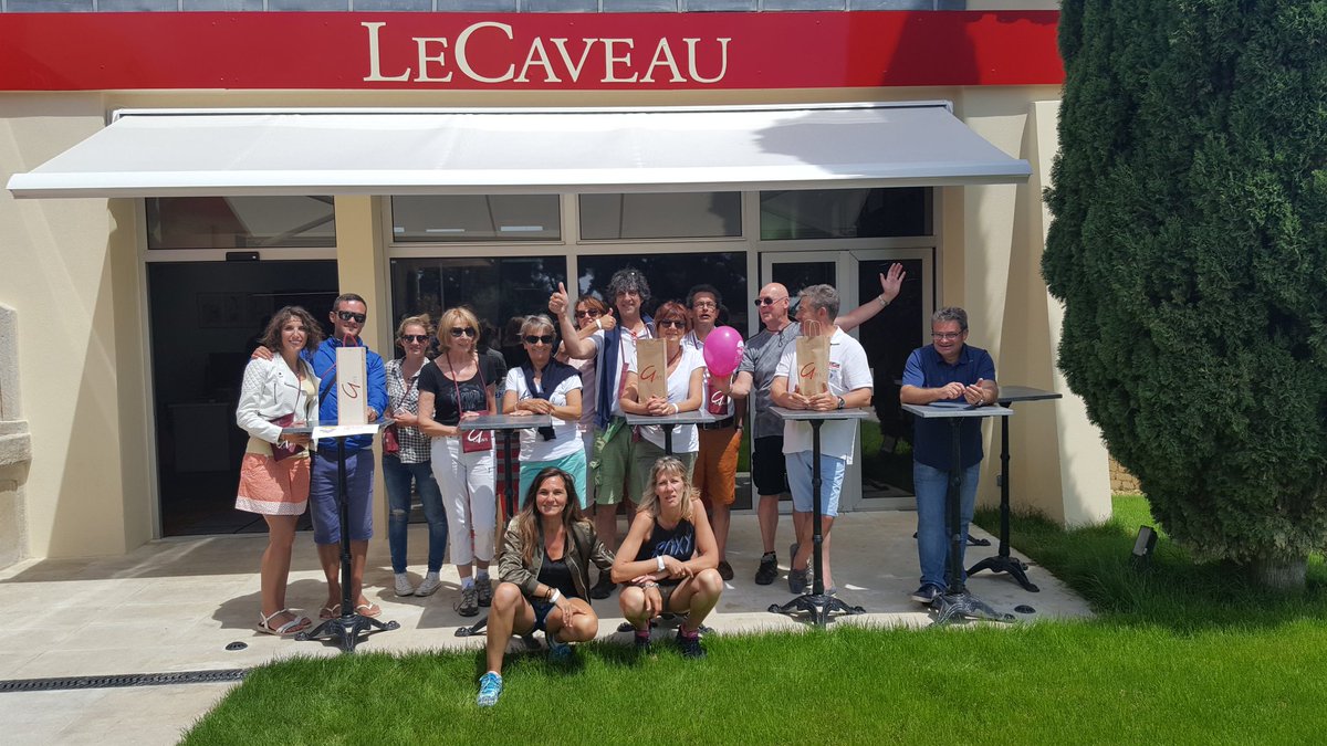 Gigondas LaCave (@gigondaslacave) on Twitter photo Le poduim !
Les 3 premières équipes gagnantes 🍷😉... Un grand bravo !
#rallyevigneron #semainecoop <a href="/lacoopagricole/">La Coopération Agricole</a> @CoopdeFrance Le poduim !
Les 3 premières équipes gagnantes 🍷😉... Un grand bravo !
#rallyevigneron #semainecoop <a href="/lacoopagricole/">La Coopération Agricole</a> @CoopdeFrance