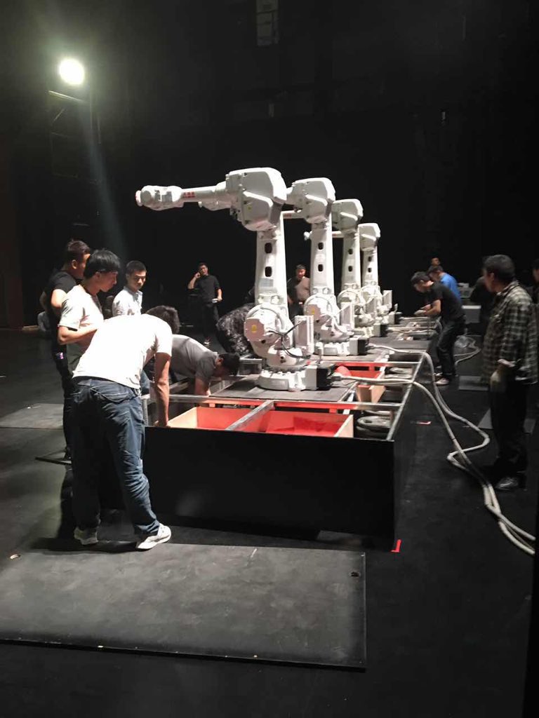 AndyRobot's tweet photo. Ready to Rock Beijing with @ABBRobotics #robots #art #design #andyrobot #robotanimator. #RobotDynasty ##EmperorsWouldBeProud @DC3Education https://t.co/CSPHmXShmc