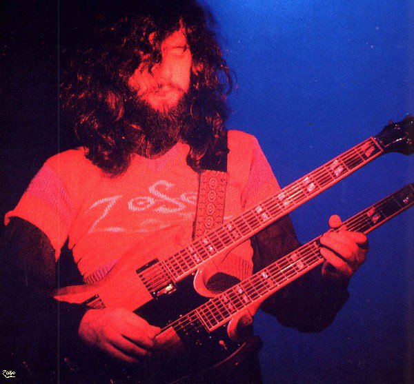 Widetrackband's tweet photo. #JimmyPage @JimmyPage @ledzeppelin #LedZeppelin1971 https://t.co/MEBMdP4yau