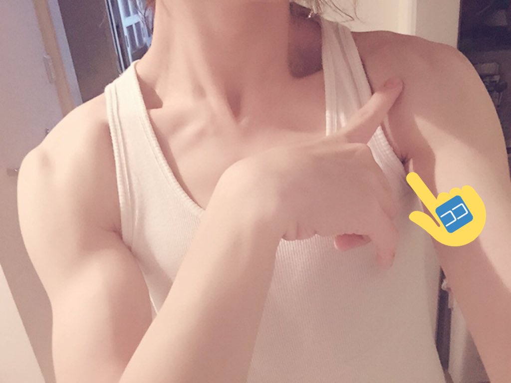 O Xrhsths ヒィロ キレイのサポート 小顔 痩身 Lily エステティシャン Sto Twitter 二の腕を細くしたい人へ 脇周り には腋下リンパ節と呼ばれる老廃物が溜まりやすい場所があります ここが詰まっていると腕の老廃物が外に上手く排出されず 停滞してしまう