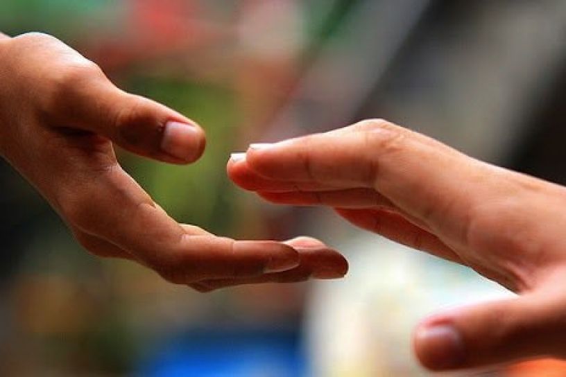 La solidaridad: Es ayudar y adherir a causas nobles sin ningún interes personal #MesJunio #GCPinversiones #SiembraValores #CreaConciencia