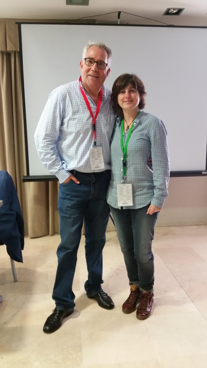 NuTabares's tweet photo. Un placer conocer y compartir experiencias con @Rafaelmunizg en el #agesvet2017. https://t.co/AX0sxsF0yv