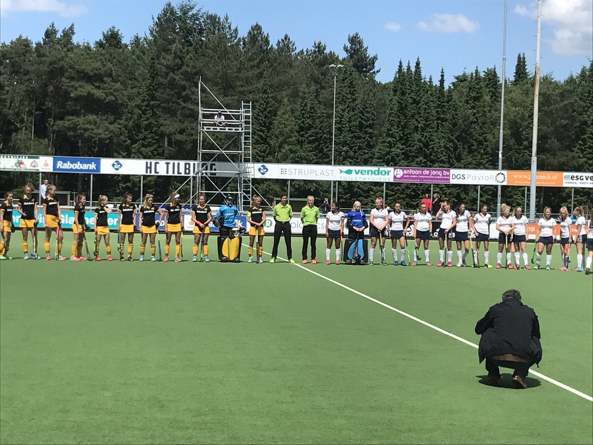 Fantastische prestatie van de meiden &amp; coach door hier het <a href="/IKT_HCTilburg/">TCR IKT HC Tilburg</a> toernooi met 2-0 van Tilburg te winnen!!! 💪💪🏆(zonder wissels!)