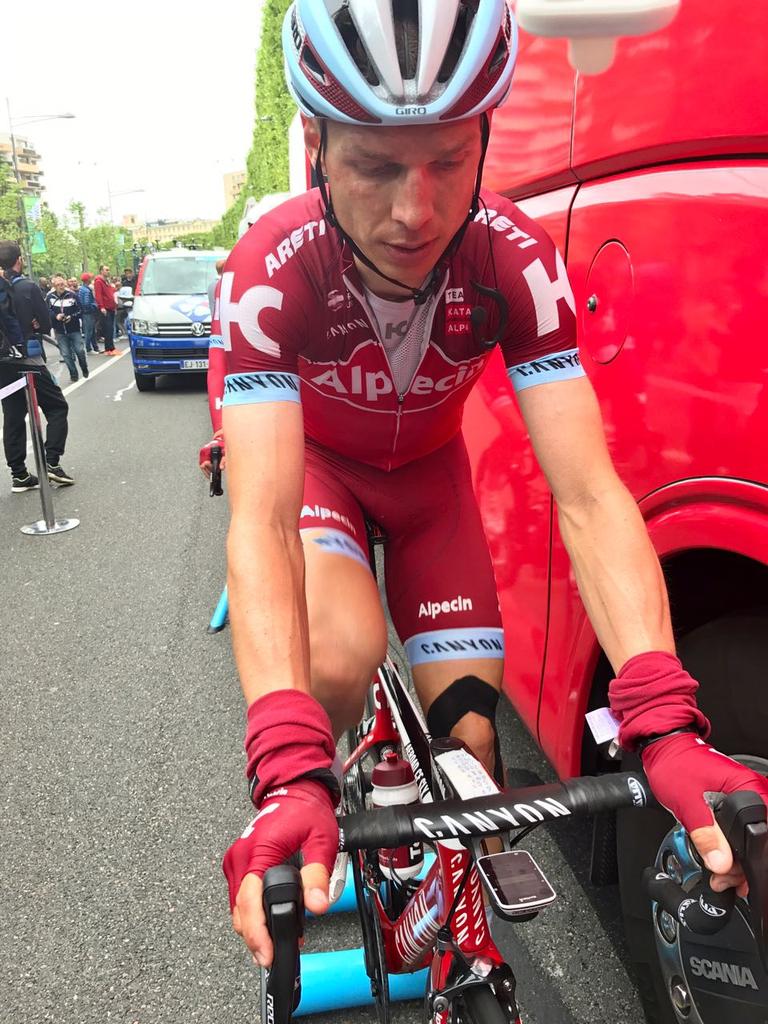 First time racing with my new 390mm aerocockpit from #Canyon in #Dauphine2017 #teamkatushaalpecin