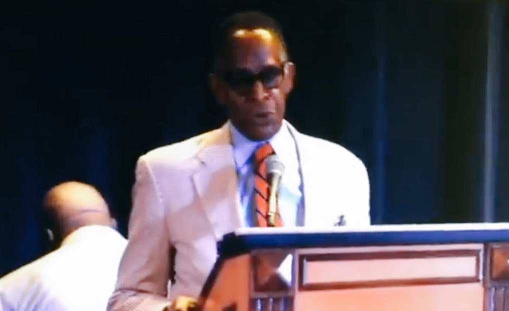 Agent_4Change's tweet photo. #Antoniofargas #WeneedmoreHeroes in all things #businessandlife https://t.co/gGEQfd3DCd