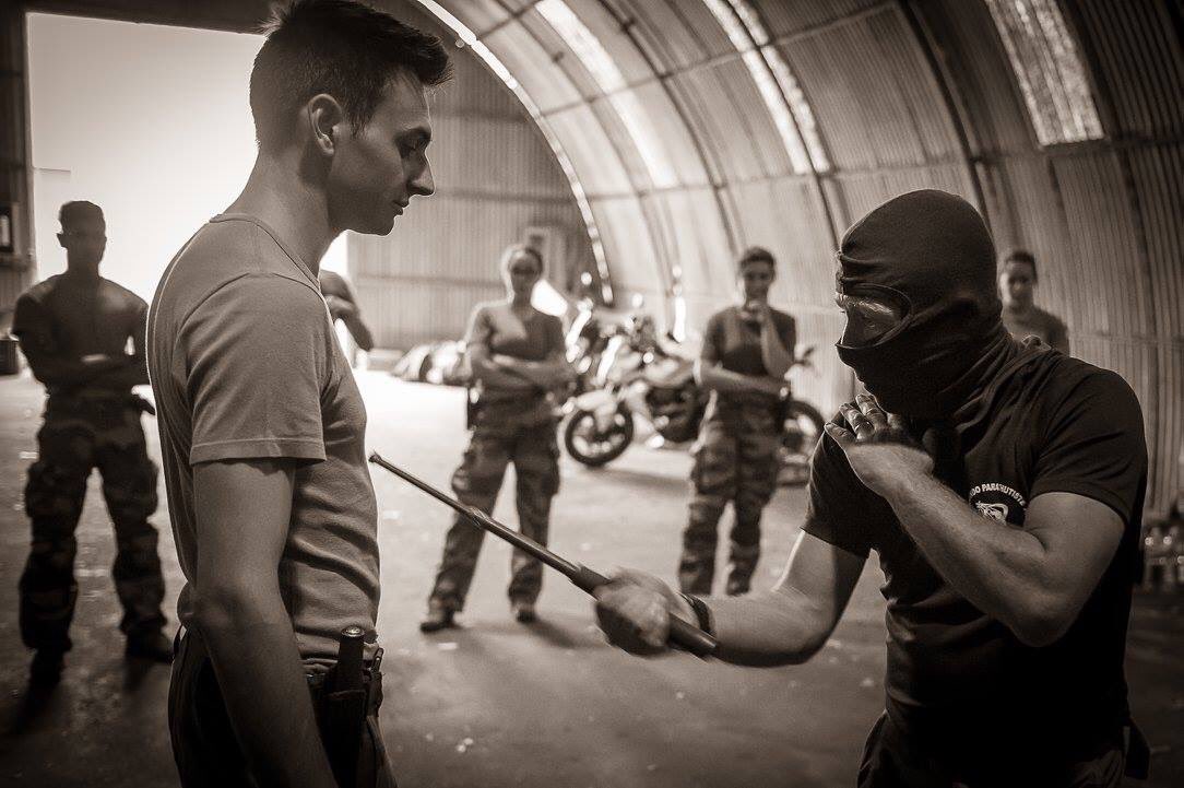 ChrTell's tweet photo. Le #CPA 30 se prépare avant son déploiement au @salondubourget De jeunes réservistes de la BA106 se sont joints à eux.Une 1ère! #ProDefense https://t.co/T3a9HxeJmC