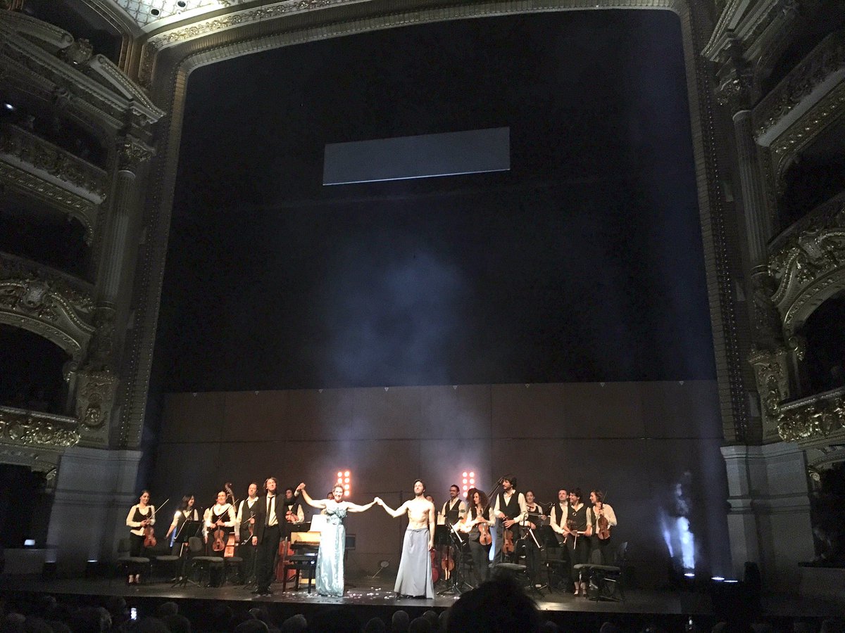 JordiMadd's tweet photo. "If they can do that,I can do this"touching words from @JoyceDiDonato against terrorism  after her beauty recital in @Liceu_cat #Inwar&amp;peace https://t.co/D8tjRxzxSs