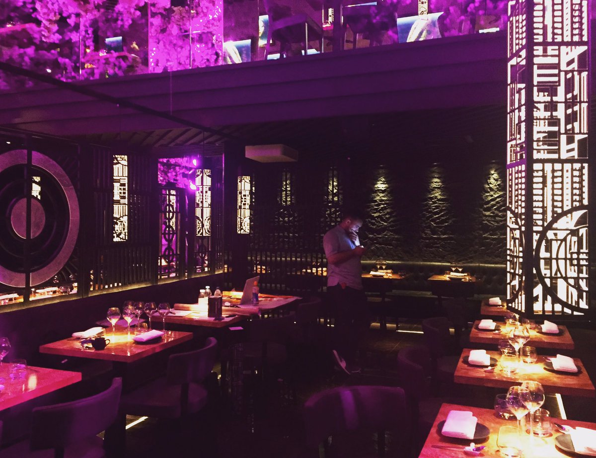 lukeartingstall's tweet image. @TattuRestaurant hugely excited to see this project launching this week. #visuallystunning #textures #light  #lightingdesign @TysonLDesign