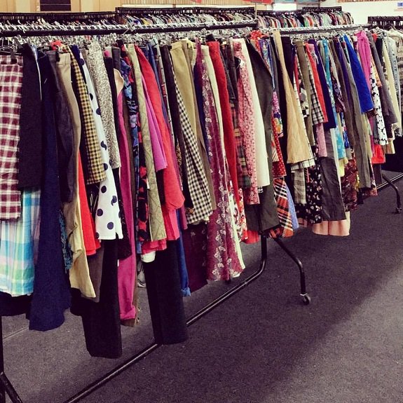vintagebrighton's tweet photo. As Preloved Vintage Kilo debuts in Brighton on 11 June, we have the insider scoop on what to expect: https://t.co/CauXMdnXPq https://t.co/IYNfSXsvnk