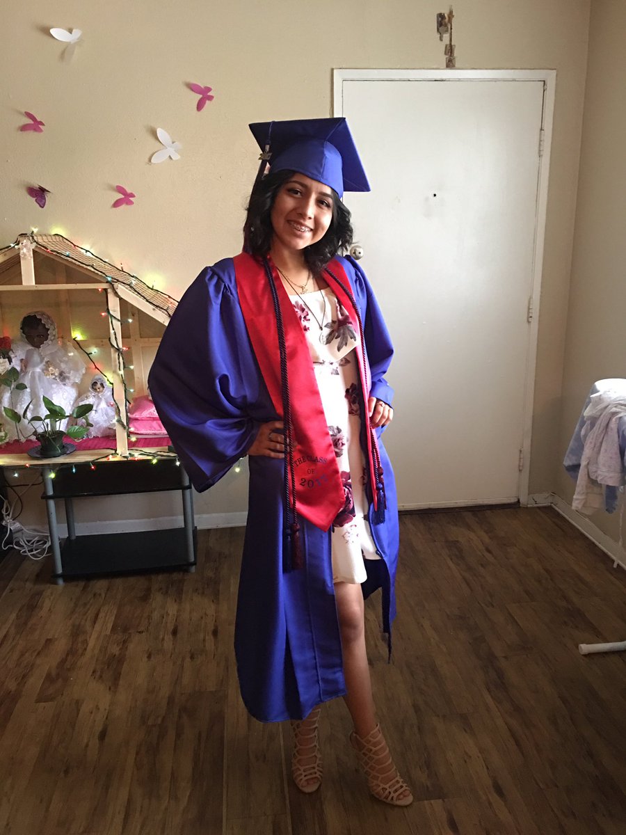 luvlixo's tweet photo. I can finally say I'm a high school graduate 🖤🎓 &amp; I couldn't do it without any of them, I love y'all!🖤 https://t.co/b0sCXAdNws