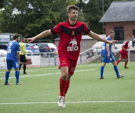 NewtownAFC's tweet photo. Thanks for some wonderful memories @JasonOswell #Robins #WeAreRobins https://t.co/XhBgHbePPN