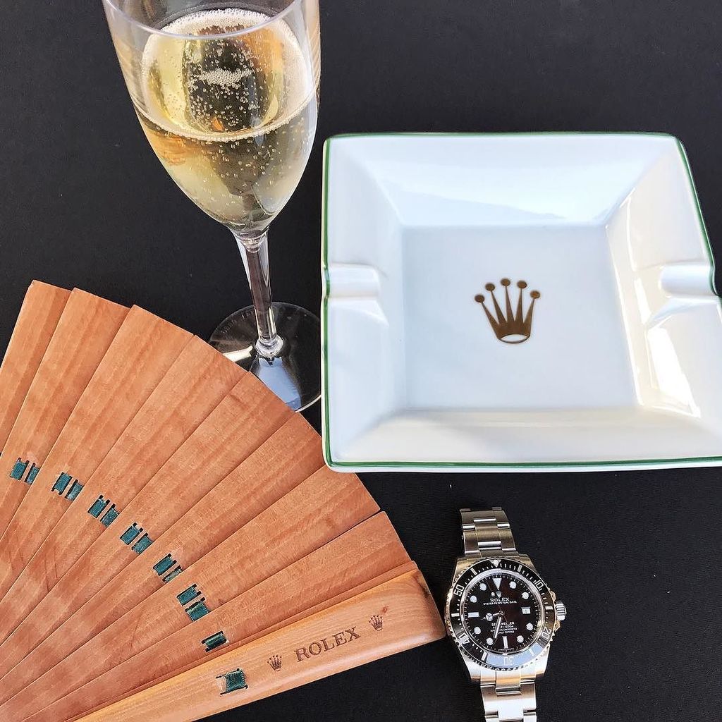 lordsofwatch's tweet photo. @rolex Sea-Dweller 4000 in good company 🥂#instawatch #watch #watches #watchaddict #watchnerd #watchgeek #watchofth… https://t.co/kCxC43zwn3 https://t.co/V2aZj8GX2x