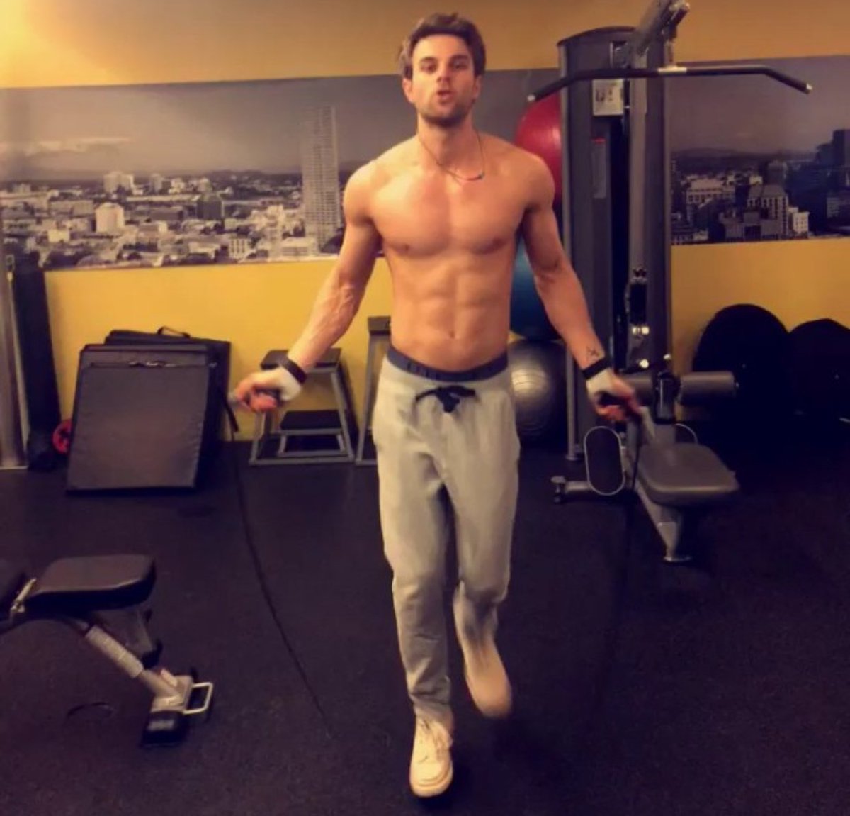 #SexySunday For y'all. 🖤