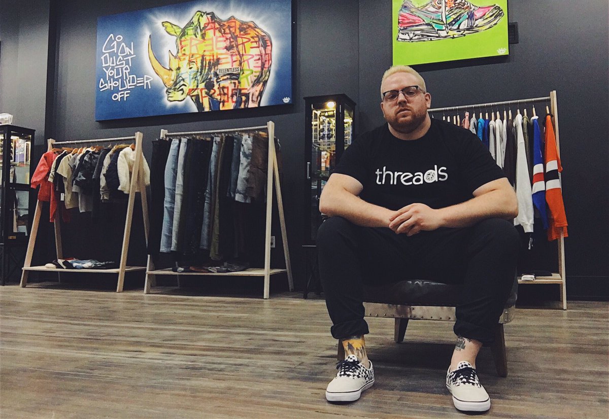 strawberrycuzz's tweet photo. Pushing dope fits til 6PM 🌊
📍- @ThreadsOnCarson
#pittsburgh #threadsoncarson #vans https://t.co/eKQMwYD6eg
