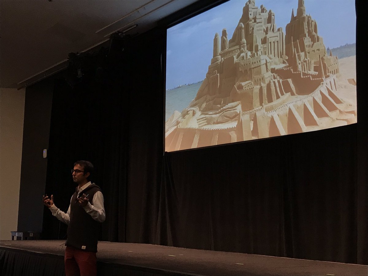 Cate_Robbins's tweet image. &quot;You&apos;re only limited by your imagination!&quot; Great #advice from #rockstar Zahan at #Design_Code_Build @ComputerHistory