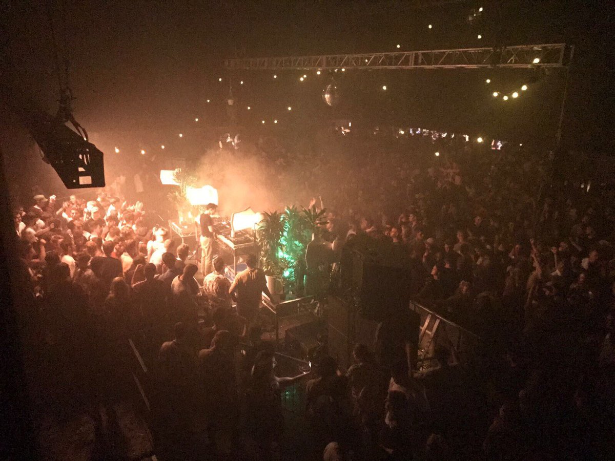 cyntofficial's tweet photo. Thank you Cardiff! https://t.co/lK4ddp4o9j