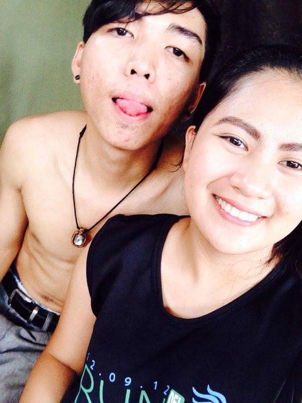 diyosallosa's tweet photo. Iloveyou forever 😘😘😍💏💑👫💕💖💝💗💞💗 https://t.co/sjmS8sAE6d