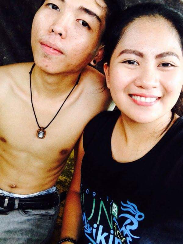 diyosallosa's tweet photo. Iloveyou forever 😘😘😍💏💑👫💕💖💝💗💞💗 https://t.co/sjmS8sAE6d