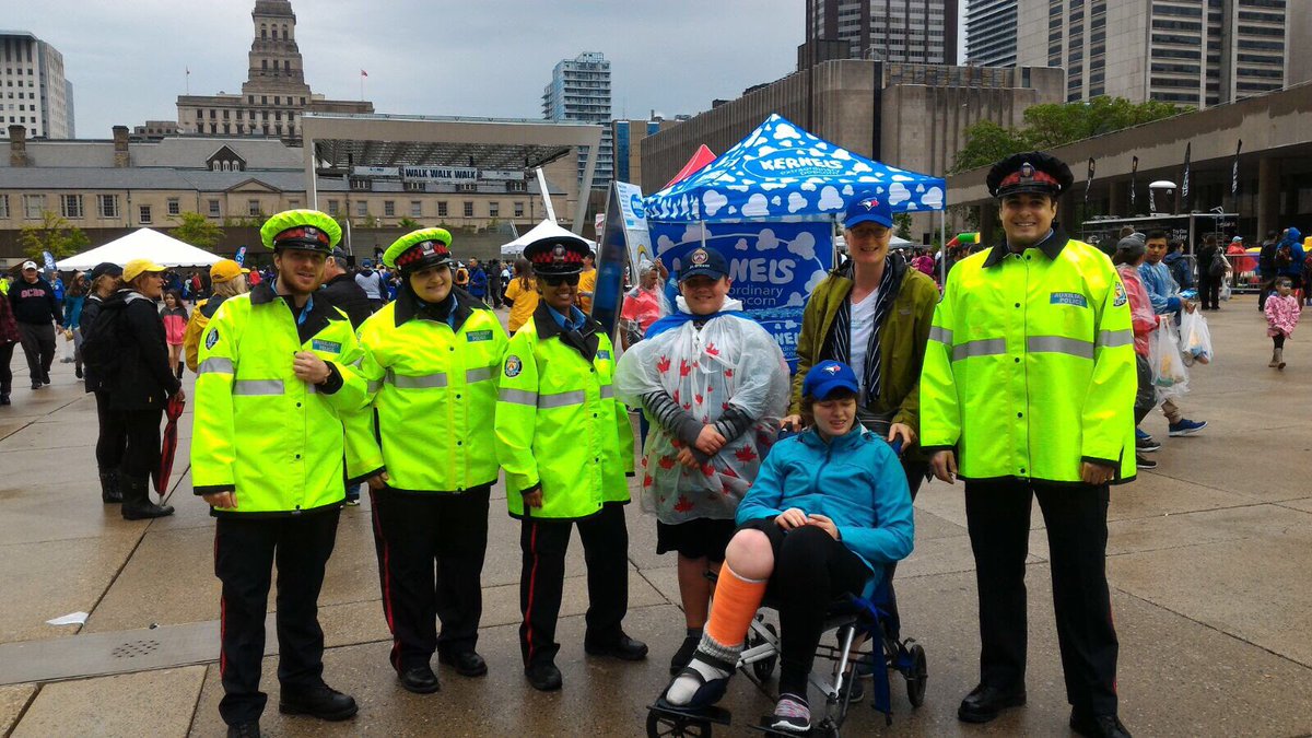tpsaux52div's tweet photo. We're at @npstoronto for the @autismspeaksCAN Walk! A wonderful event for such a meaningful cause. Autism affects millions of ppl worldwide. https://t.co/RmnhumwDP0