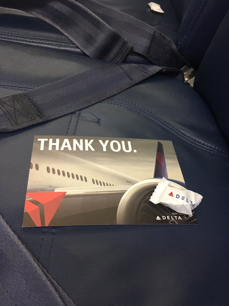 JillStMartin's tweet image. Nice touch @Delta. #thankyounote #mint #cvg