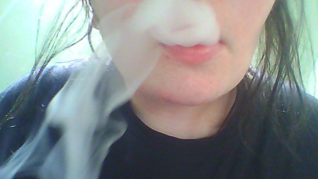 HippyDolly's tweet photo. my ex's mother passed away yesterday morning, due to Cancer. Right now I've stopped smoking completely
and vaping instead. Cancer you bitch! https://t.co/nXyQ1PT4mo