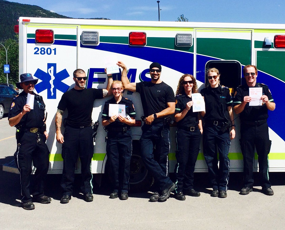 EHS_Alberta's tweet photo. Thanks @HAS_LRSD! These amazing cards were created for #YourEMS South Zone practitioners. Truly appreciated! #psweek2017 @ParamedicChiefs https://t.co/Yebv7V5yqd