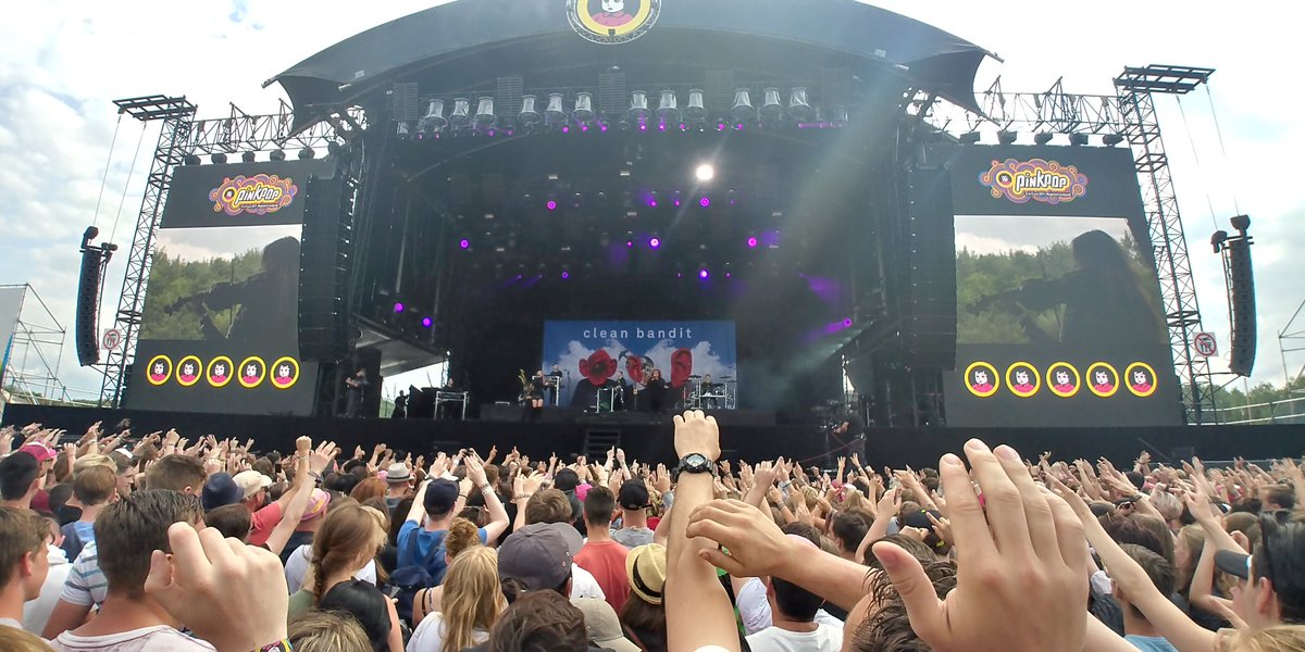 scapefuel's tweet photo. @livecrowdNL Mijn achtste jaar weekend pinkpop, en wat een beleving opnieuw dit jaar!! #cleanbandits #pp17 https://t.co/5Vl0Ka7n0s