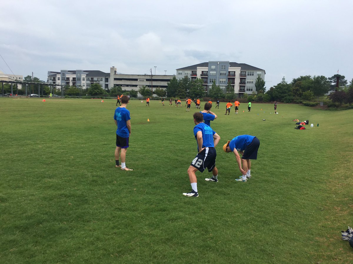 SquirtyBirds's tweet photo. Birds gettin ready for championship game at 11 #ComeThru https://t.co/1u7KATAN7V