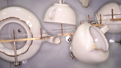 Splendour Lender: Jelle Mastenbroek is a Dutch artist interested in the “true meaning of objects”. With his design… dlvr.it/PJgg4m