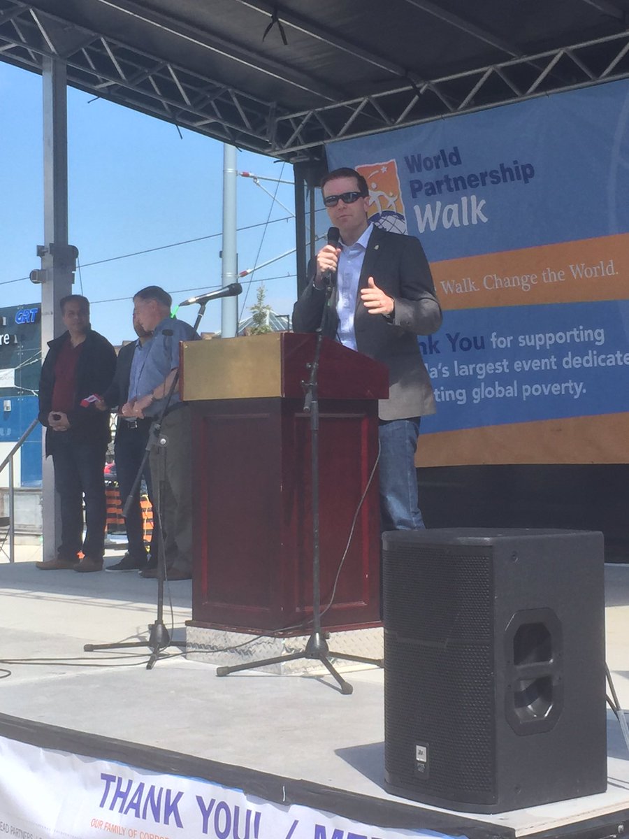 AlexFatehali's tweet photo. A perfect sunny day to end global poverty. Listening to VIPs speak at this amazing event. #WPWalk150 #KWawesome https://t.co/ULzjqFbM8N