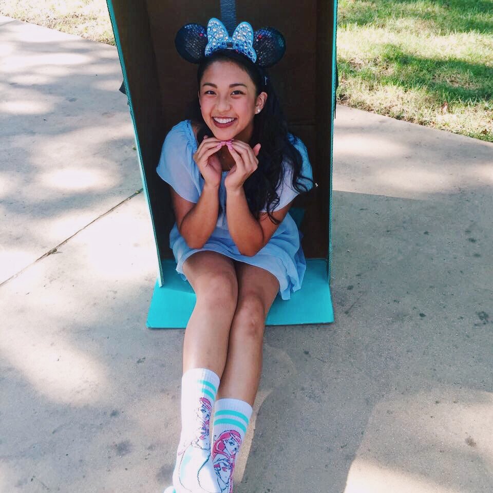TriDeltaUTD's tweet photo. Congrats to our sisters Hailey Bell & Thi Le for being recipients of this generous scholarship program!!! #IAmTriDelta https://t.co/ZuNfAWkSt2