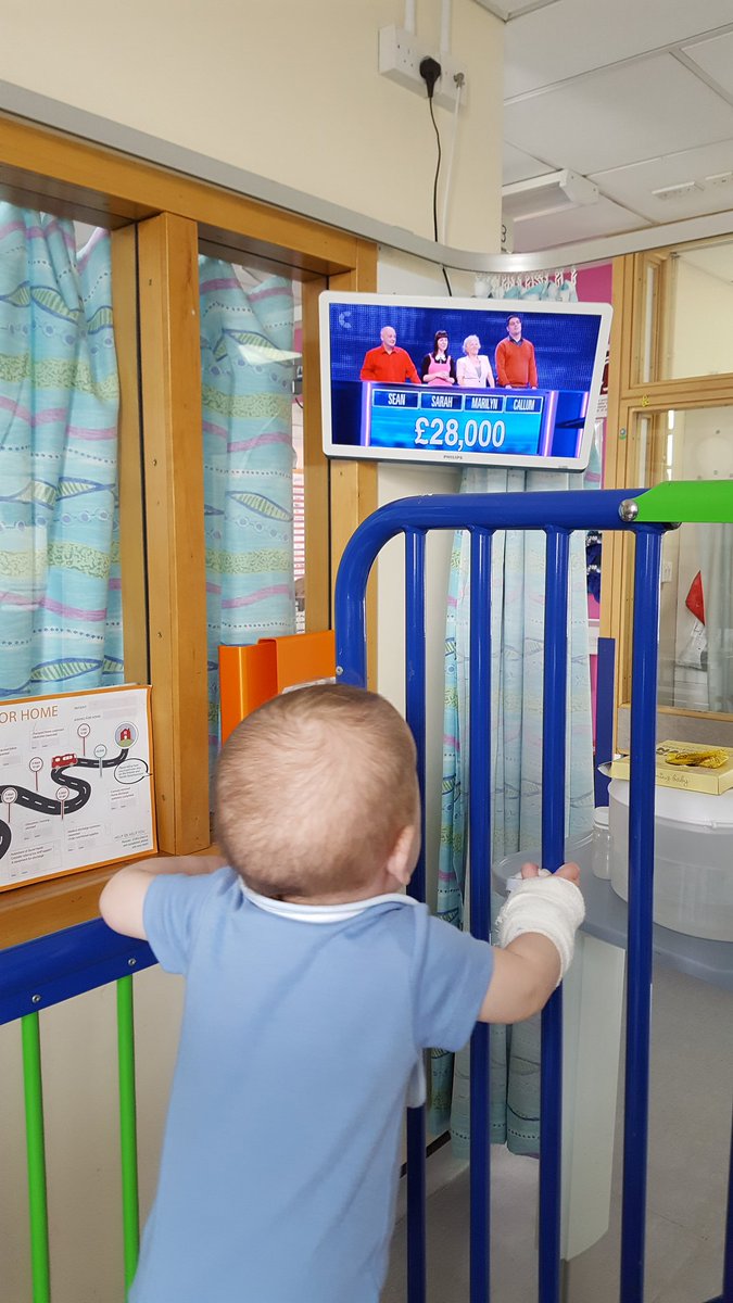 TinneyC's tweet photo. Sunday afternoon episode of @ITVChase on @ChallengeTV getting Joel through the wait to go home @Bham_Childrens #postop  #TVShows #favourite https://t.co/5632RvO5Nk