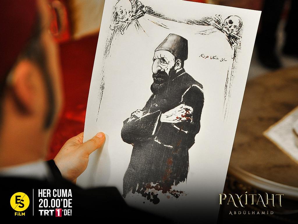 PayitahtParodi's tweet photo. Ey Bati denen canavar!
Bu millet atasina yapilani unutmaz!
Ve vakti geldiginde intikamini alir!
#PayitahtParodi https://t.co/G165ZLYSwf