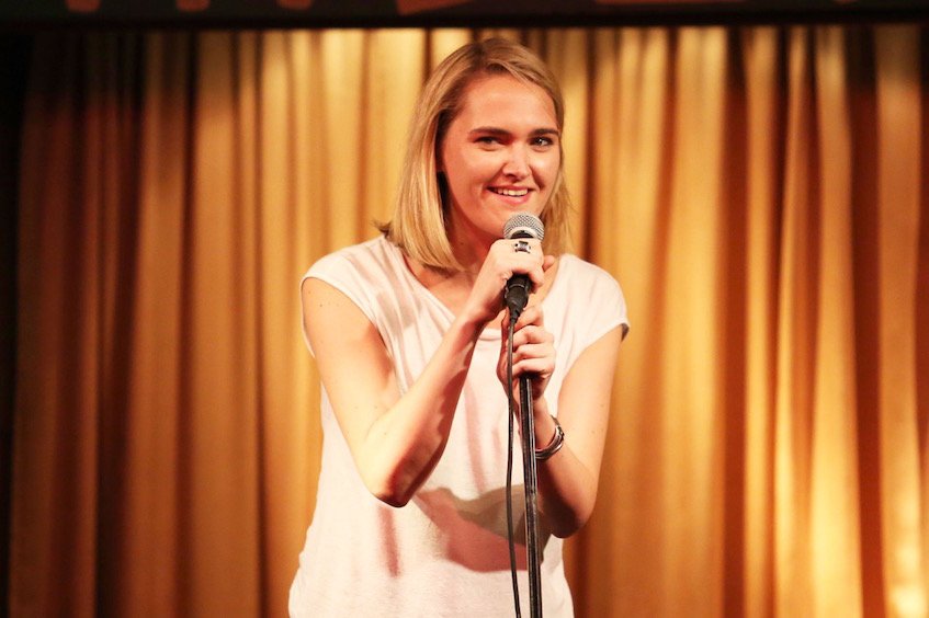 Lauriefanelli's tweet photo. .@JenaFriedman & @becca_oneal win #26comedy Fest for their hilarity at the Hideout - Review at @RebelliousMag >>> https://t.co/Tw3xVfYd6H https://t.co/6VgU11bR3p