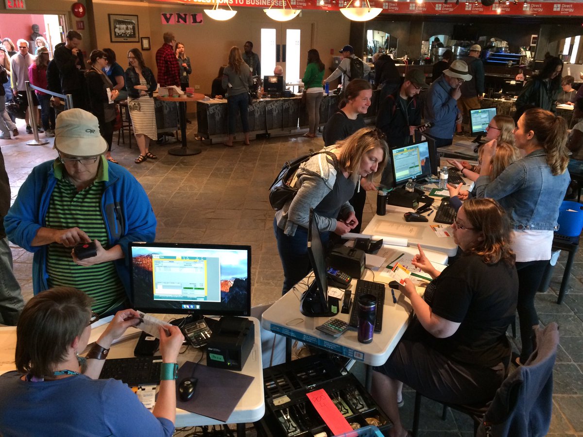 Hundreds of people head down to Remax Field for the first opportunity to buy <a href="/edmfolkfest/">Edmonton Folk Fest</a>  tickets. <a href="/ctvedmonton/">CTV Edmonton</a> #yeg #ctv #folkfest