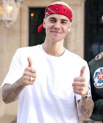 FlaviaCharall's tweet photo. #Justin4MMVA https://t.co/cmJPGQ6OLO
