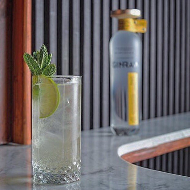 theunknown_ca's tweet photo. Go on, treat yourself, you deserve it! #gin #tonic #relax #SundayBrunch #weekend #ginraw #craft #toronto #Barcelona #botanicals #rotoval https://t.co/tcLOSrlA3h