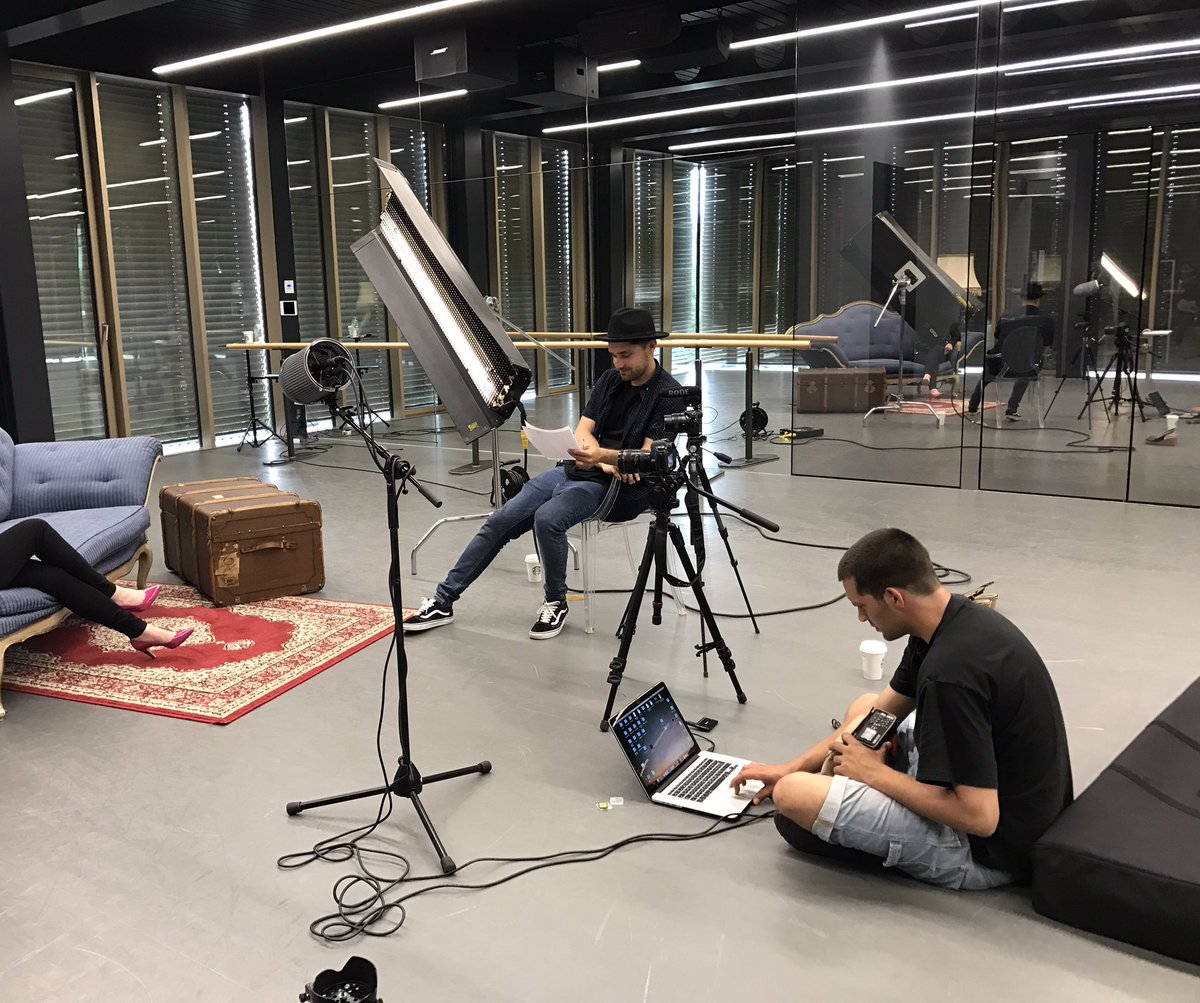 MissNeuchatel's tweet photo. Interviews à découvrir lors de la soirée d'élection - 02.09.17
🙏 ArnoBingKarylPaisHalloCoiffureMarinePharmacieparfumerieAmavitaTripetMDC https://t.co/kQ1rtnHv58