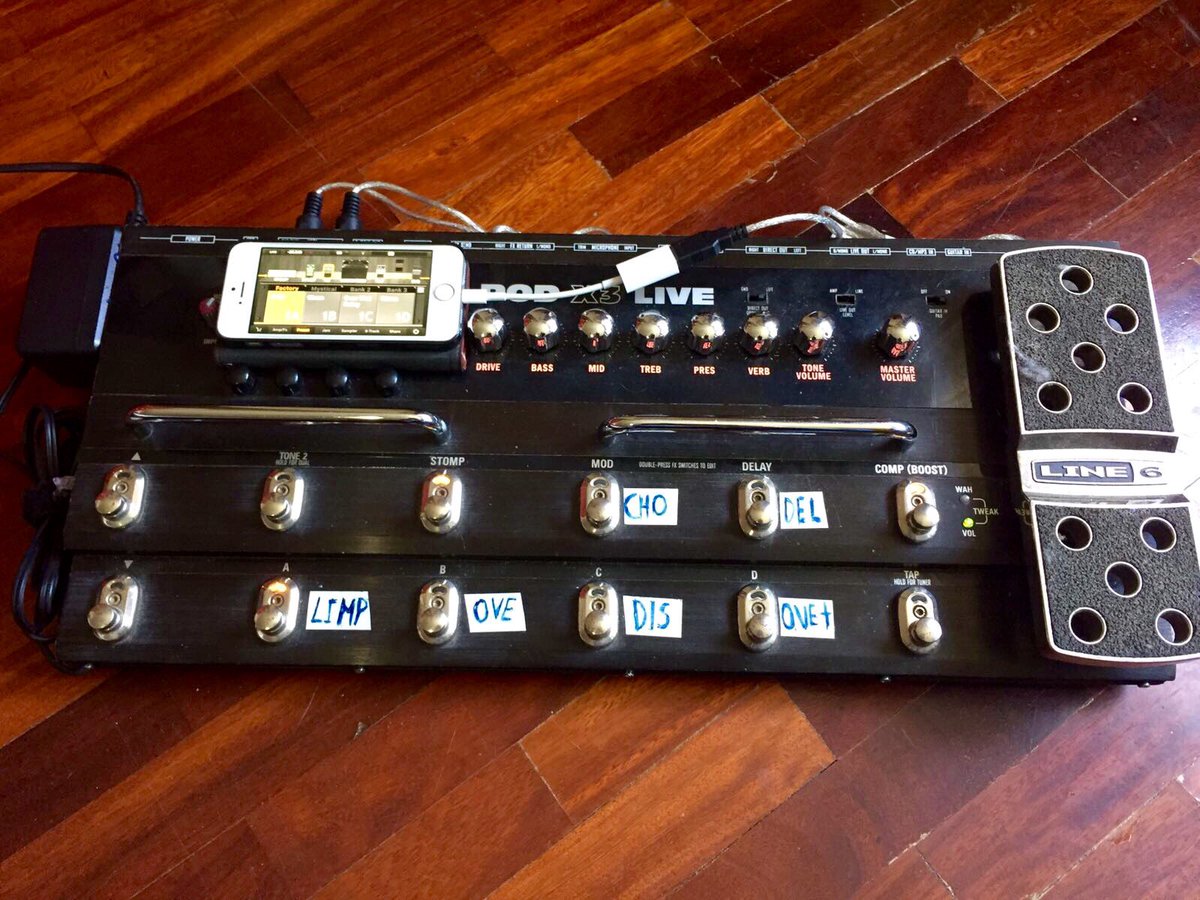 pablo_gaez's tweet image. Aprovechando mi vieja Line 6 como   #footcontroller para JamUp o #biasfx... Fantástico! #jamupelangsing #guitars #line6 #music #vigo