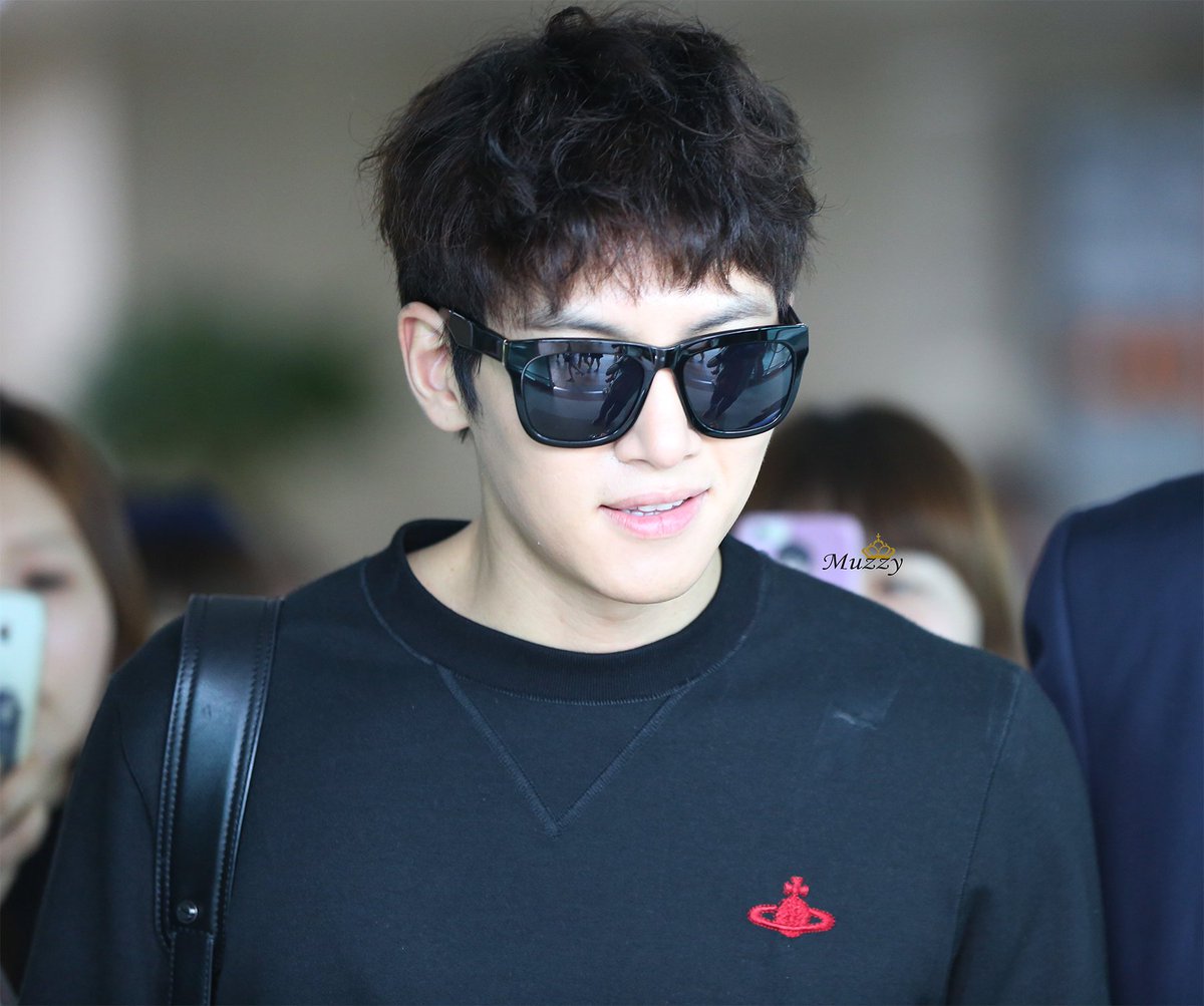 WookieLover_In's tweet photo. I Nominate The Handsomelyyy Charismatic #JiChangWook for #TheMostHandsomeFaceOf2017 @tccandler https://t.co/jNYcp7OnGR
