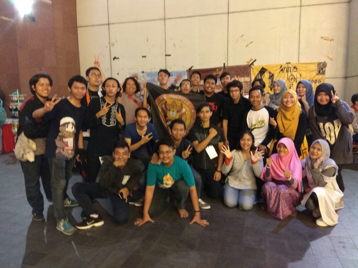 Komunitas <a href="/Anime_LOH/">Anime_LOH</a> dan <a href="/ID_ONEPIECE/">One Piece Fans</a>  di event <a href="/BukberShimashou/">Bukber Shimashou</a>