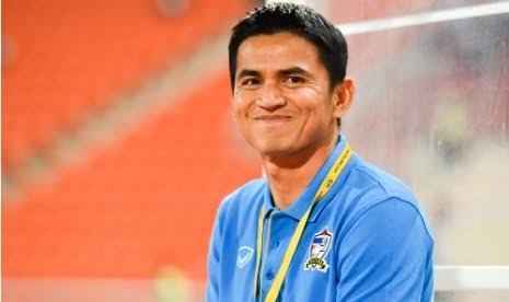 ordersofheavens's tweet photo. #kiatisuk to @persib 
Cc: @FAThailand @thaifussballde https://t.co/gJXLnmscfw