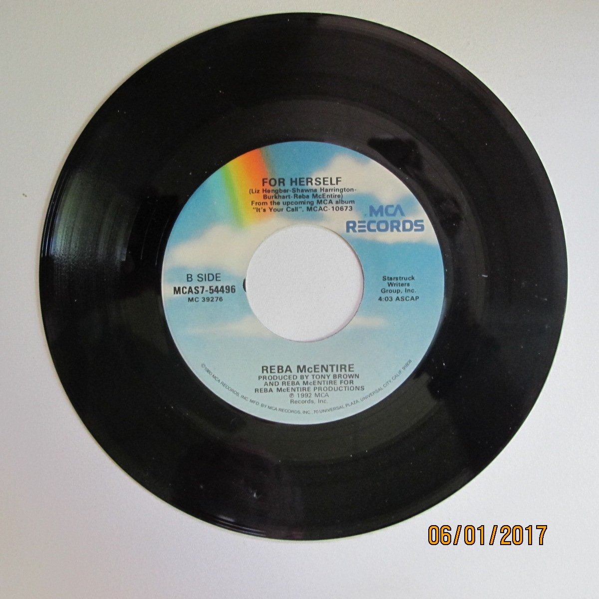 recordonthewaIl's tweet photo. 1993 #RebaMcEntire - It's #YourCall #ForHerself 11.11 on Amazon https://t.co/sBRxEOOFES #45vinyl #vinyl #1990s #countrymusic https://t.co/IU54d2wI6p