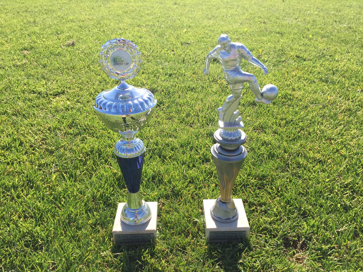 vvWorkum's tweet photo. Workum JO17-1 is 4e geworden en heeft daarnaar ook nog de Fair-Play Trophy gewonnen! Het was een geweldig toernooi! Nu #zomerstop #arnhemcup https://t.co/TplcIXjDfD