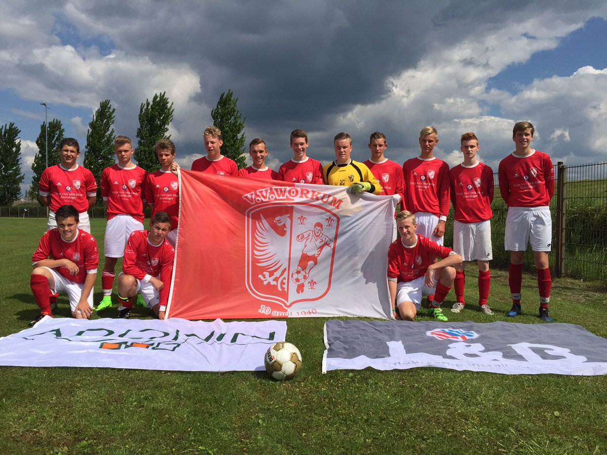 vvWorkum's tweet photo. Workum JO17-1 is 4e geworden en heeft daarnaar ook nog de Fair-Play Trophy gewonnen! Het was een geweldig toernooi! Nu #zomerstop #arnhemcup https://t.co/TplcIXjDfD
