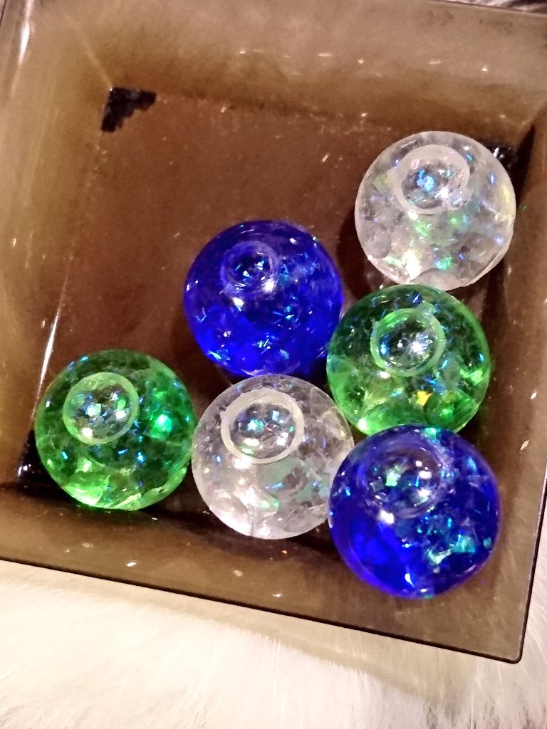 O Xrhsths Mia Sto Twitter 簪用の水入りガラスドーム 3色ご用意致しました W 中にはガラスカレットとラメを入れております 16mmのガラスドームです ガラスドーム スノードーム