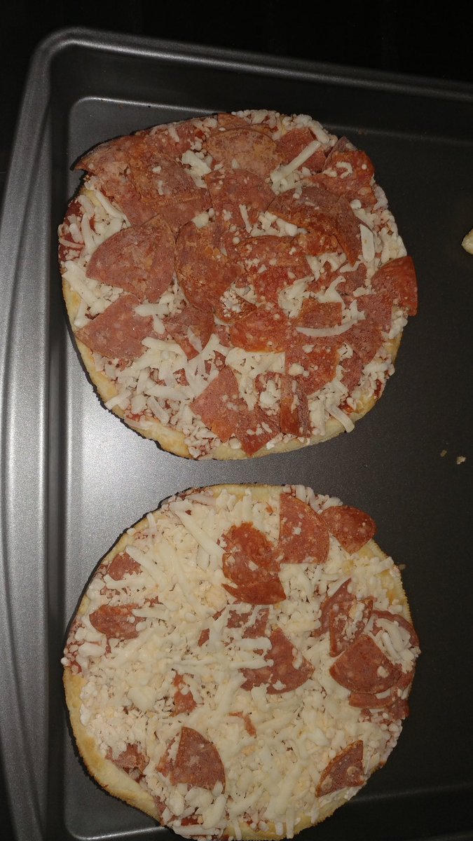 TrumanB18's tweet photo. @redbaronpizza I think there is something wrong here https://t.co/cwCUH4R6OQ