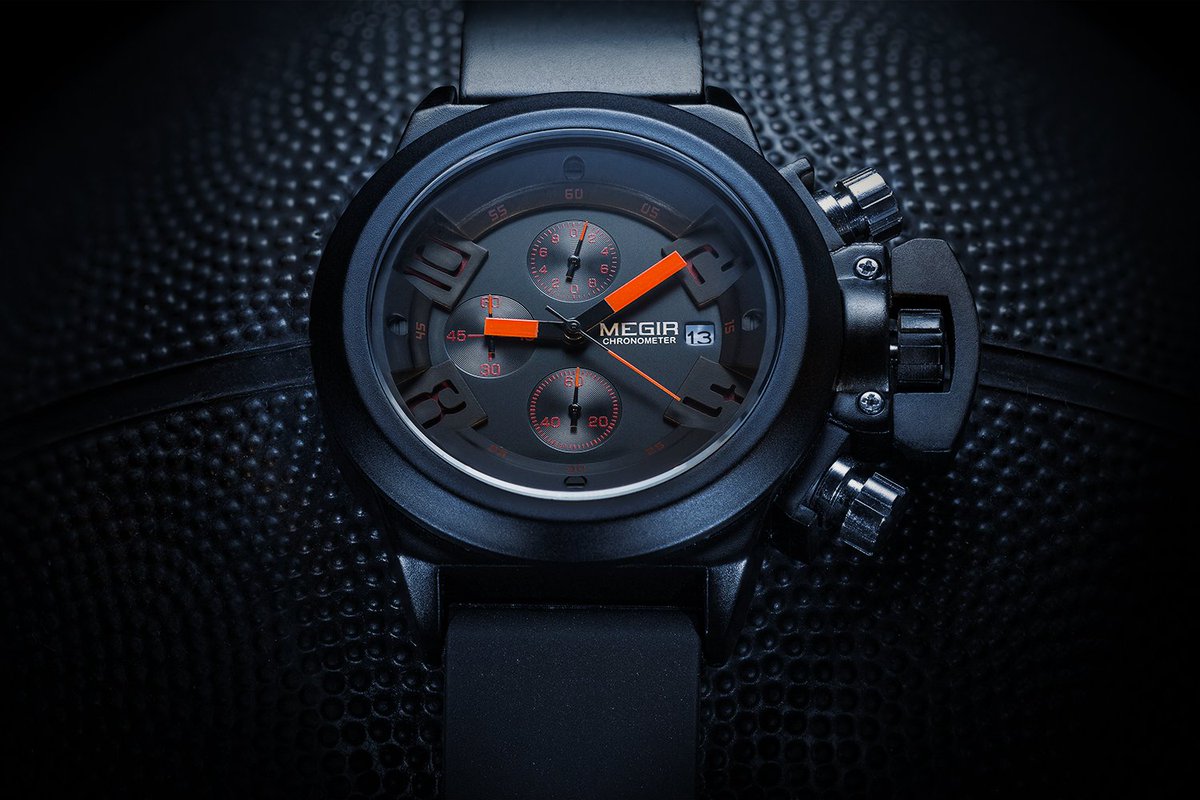 PhotographyJags's tweet photo. A product shot part of a workshop for @salephotosoc #megia #macrophotography #studiophotography #watches #basketball #keylighting https://t.co/COCsNDWI72