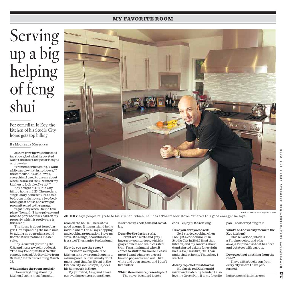 realestatewritr's tweet photo. The Koy of Cooking: Netflix star @Jokoy shares his favorite room https://t.co/aAqywSqC4y @realestatewritr #livefromseattle @LATHotProperty https://t.co/nR3s3bic2h