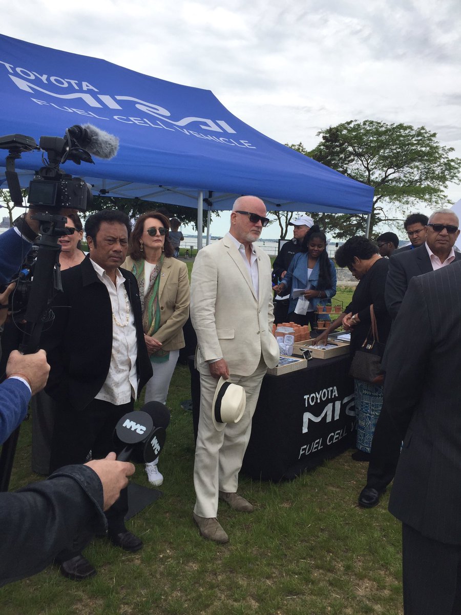 nuludong's tweet photo. Opening the Oceans Festival @ Governors Island! #SaveOurOcean https://t.co/lEo9O6PkHU